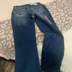 Women’s Wrangler Jeans